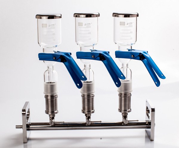 3 heads sterile filtering device